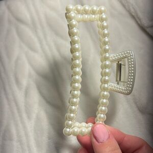 Target Pearl Rectangle Hair Clip